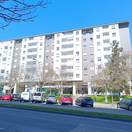 Los Sauces Pamplona Hospitales Universidad Baranain Екстер'єр фото